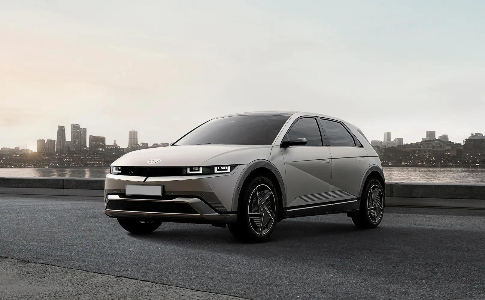 Hyundai IONIQ 5 EV Price - 631km Range,  Specs, Images & Colours