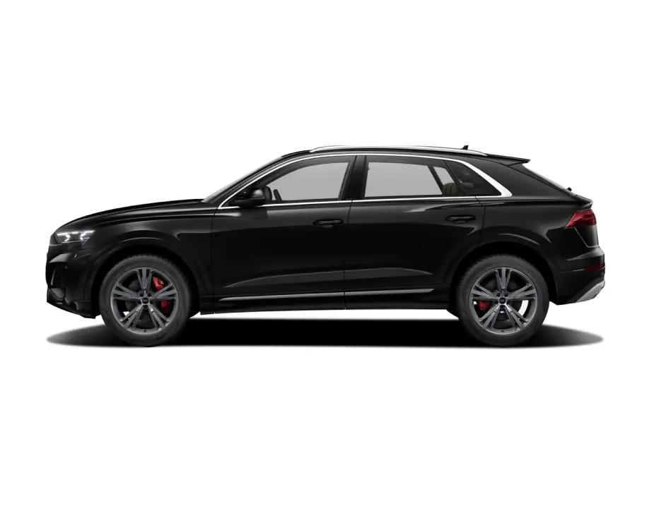 Audi Q8 in Mythos Black Metallic