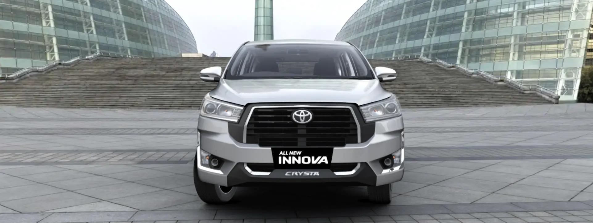 Toyota Innova Crysta Front View