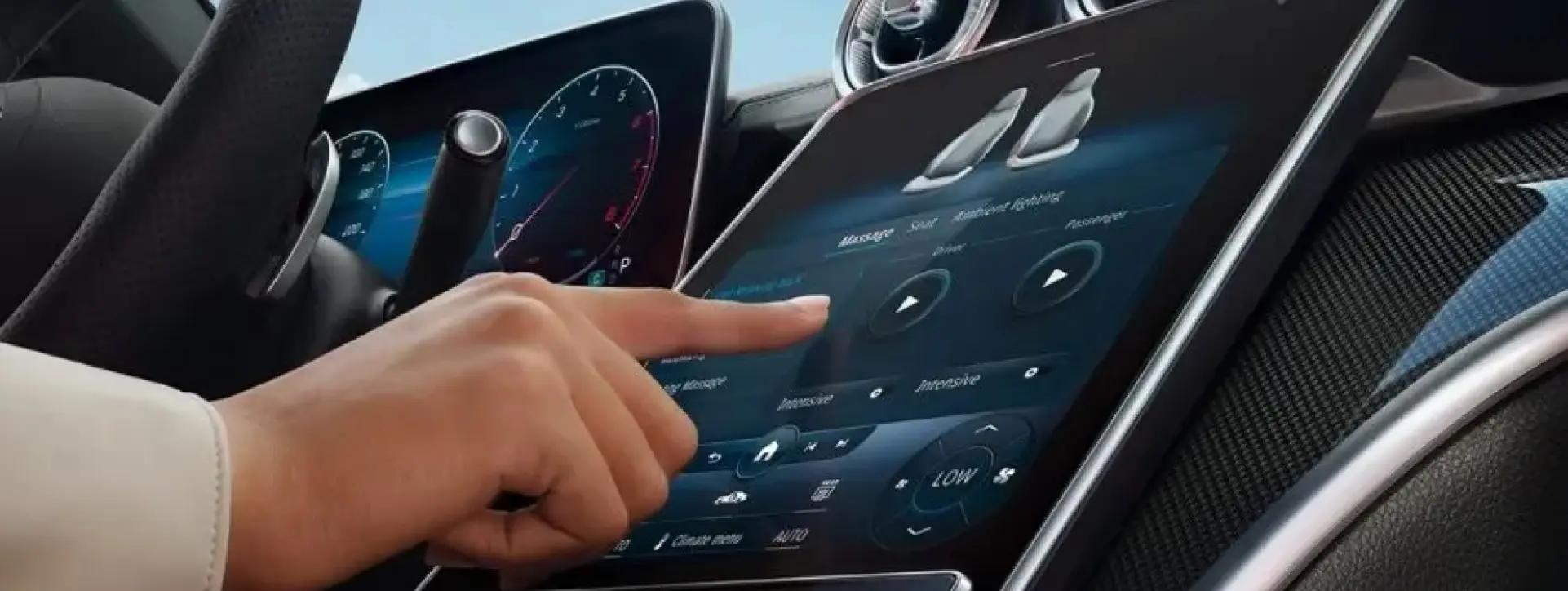 Mercedes-Benz C Class Infotainment System