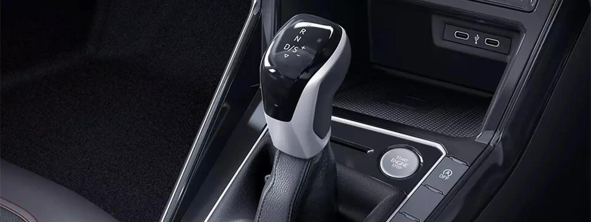 Volkswagen	Virtus Gear Shifter