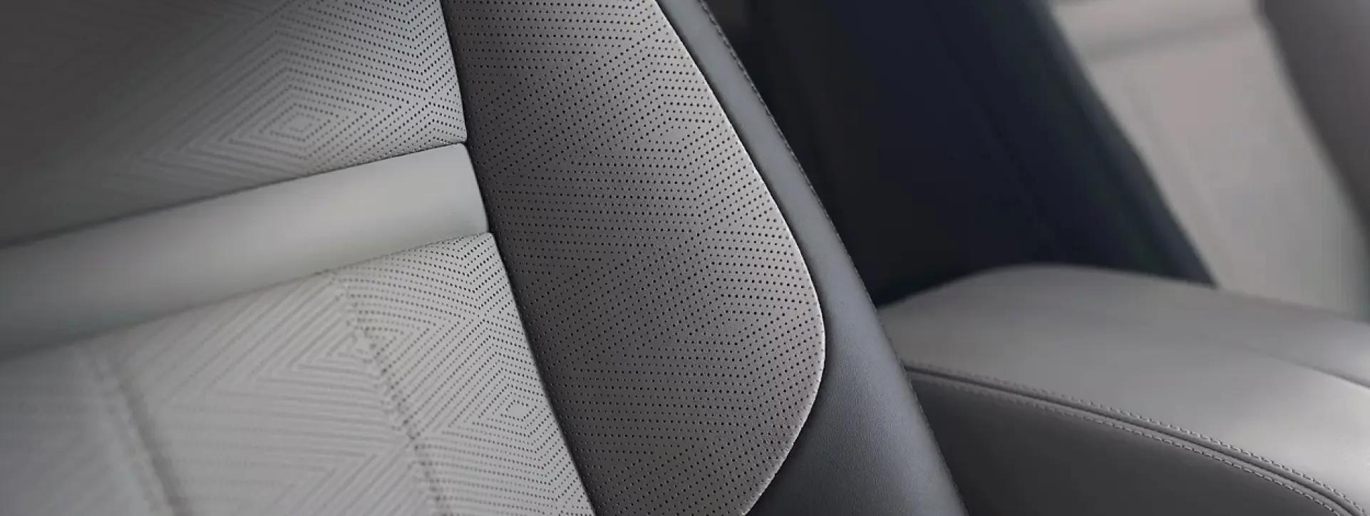 Land Rover Range Rover Evoque Front Row Seats