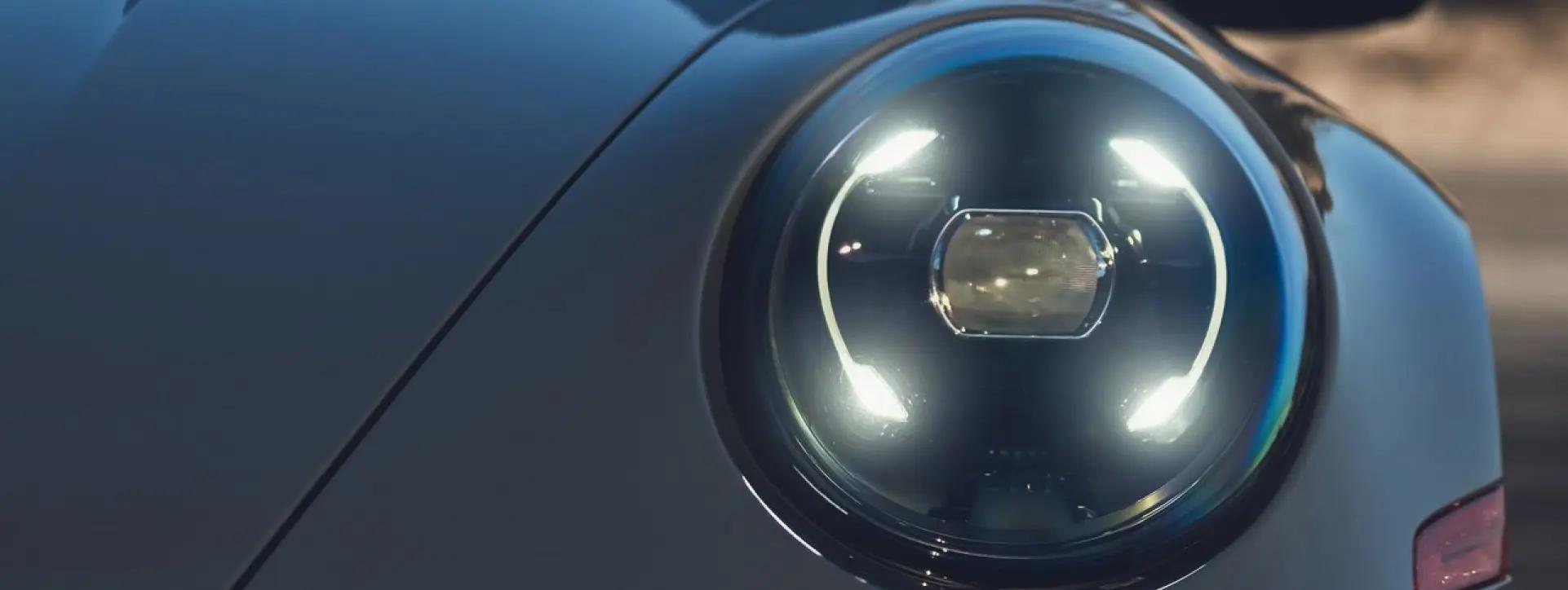 Porsche 911 Headlight