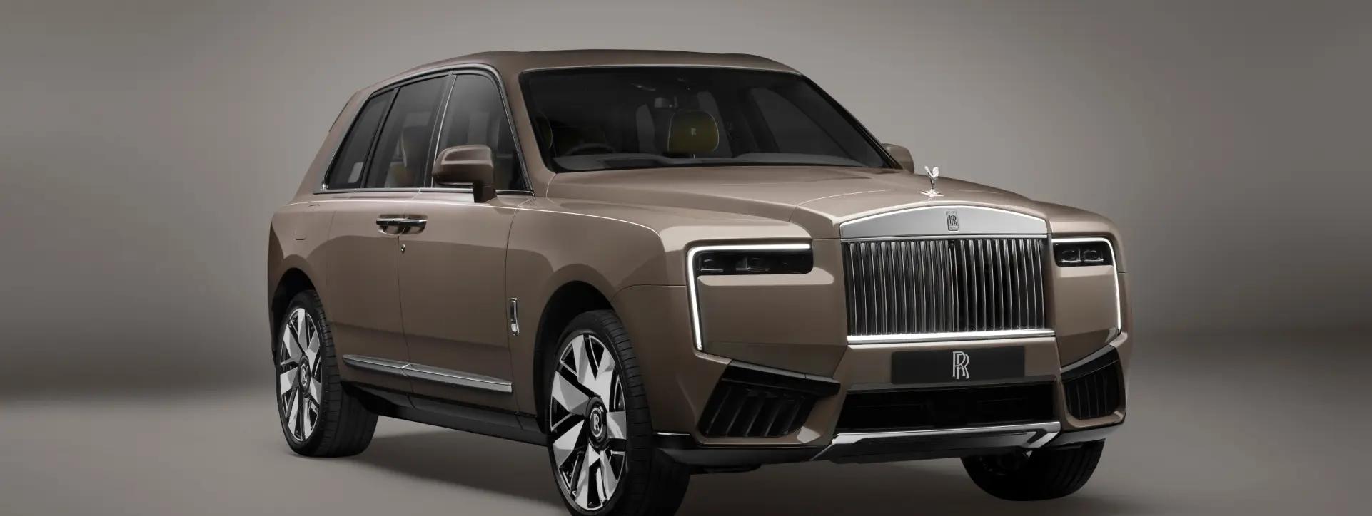 Rolls Royce Cullinan Front Right Side