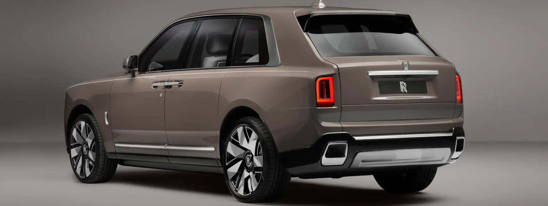 Rolls Royce Cullinan Rear Left View