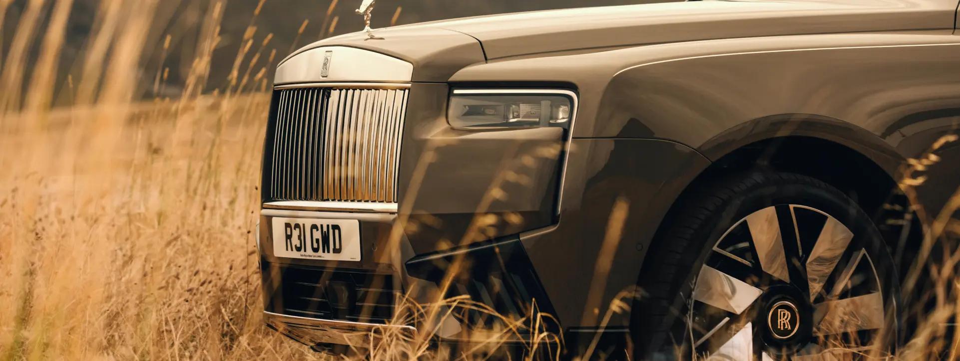 Rolls Royce Cullinan Grille