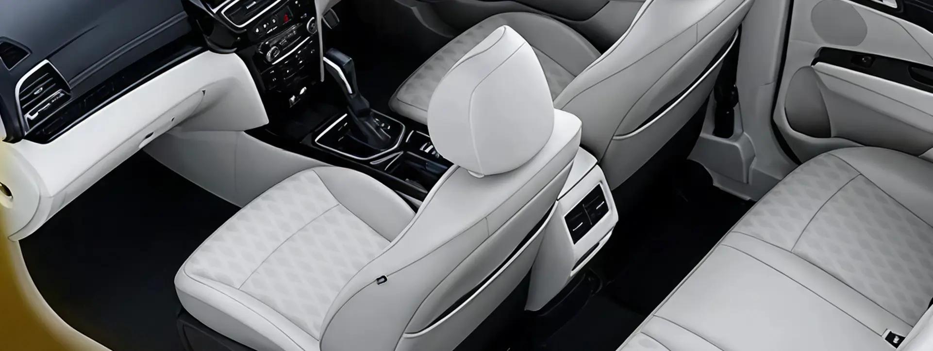 Mahindra XUV 3XO Cabin Space