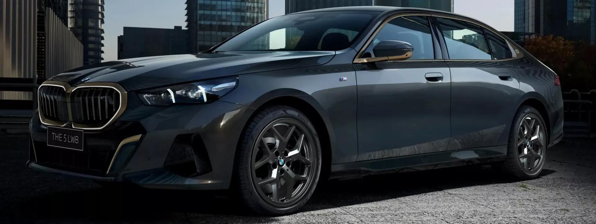 BMW 5 Series Front Left Quarter View