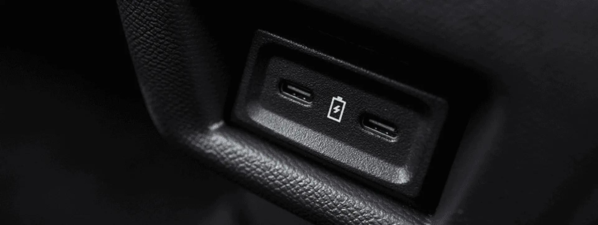 Citroen Basalt USB Charging Port (Rear)