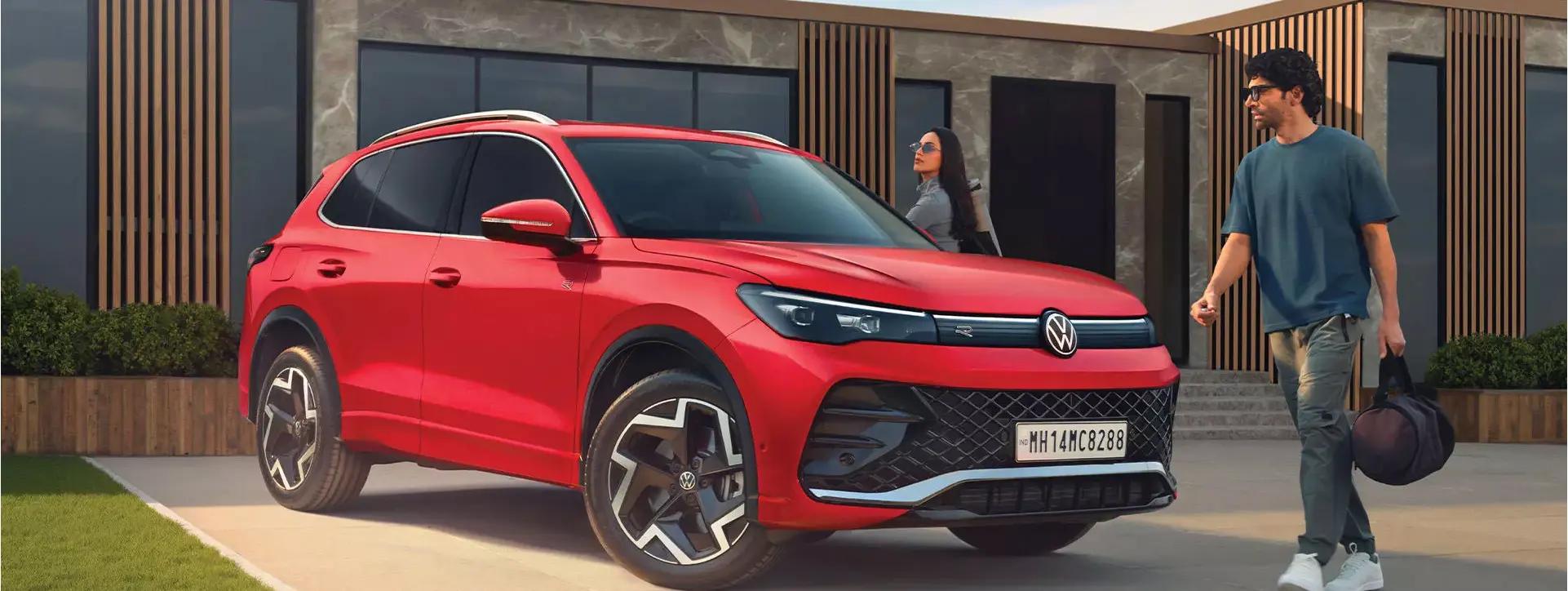 Volkswagen Tiguan R-Line Right Three Quarter