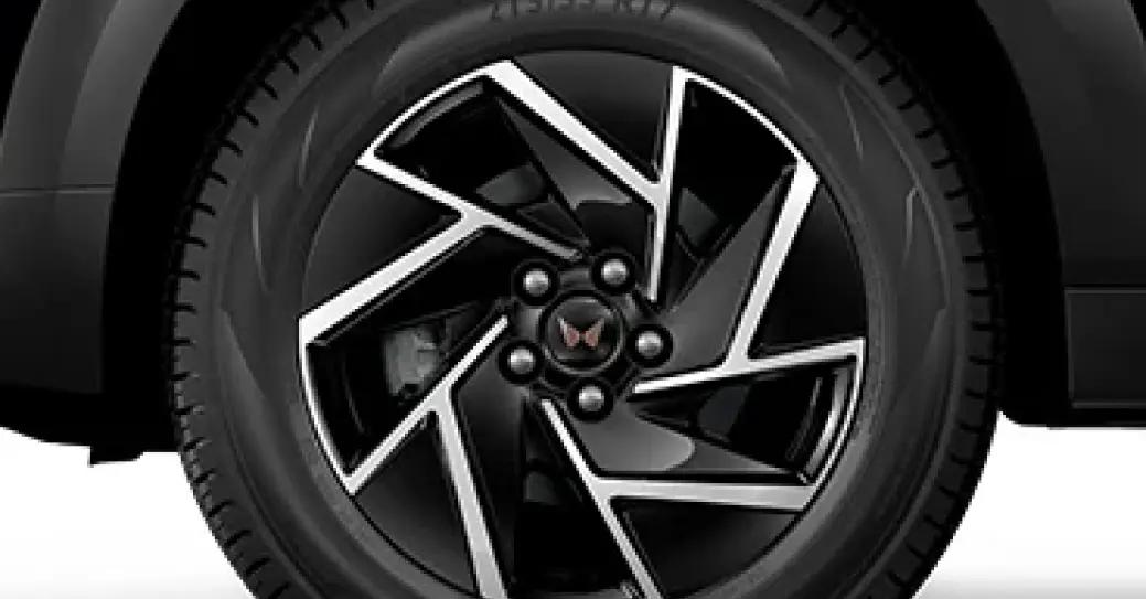 Mahindra XUV 3XO EV Wheel