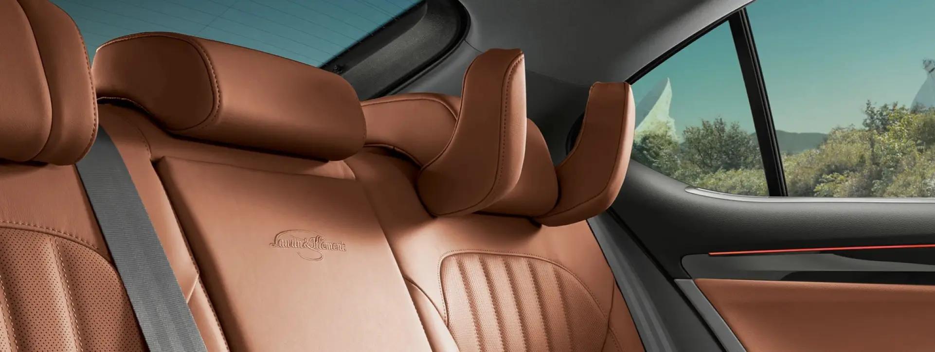 Skoda Superb Rear Seat Head Rest