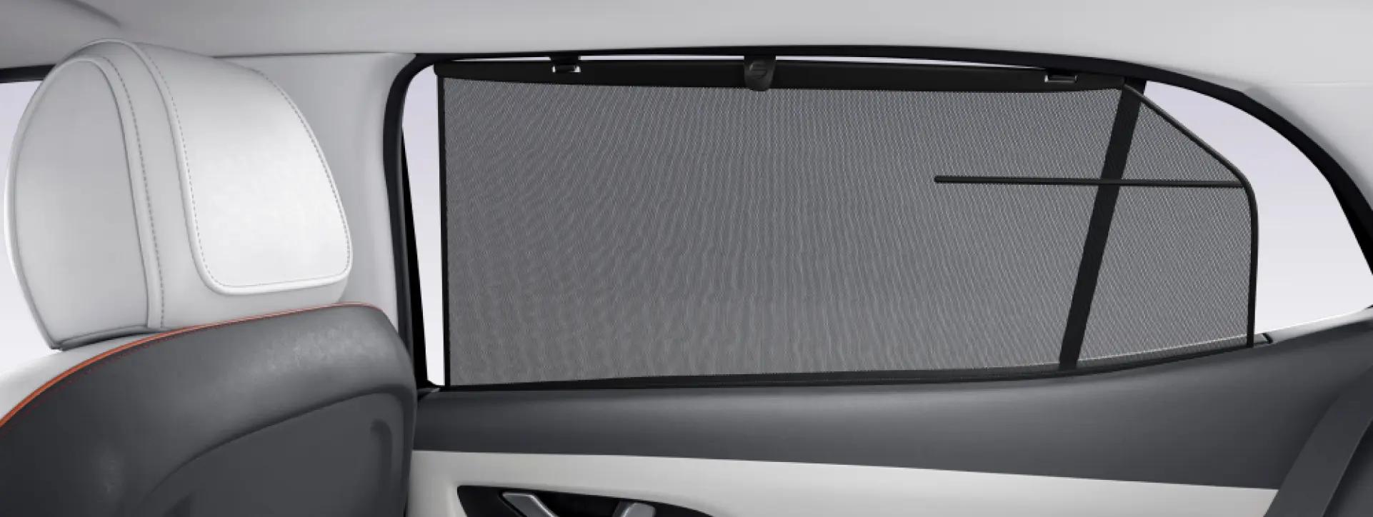 Hyundai	Creta Rear window sunshade