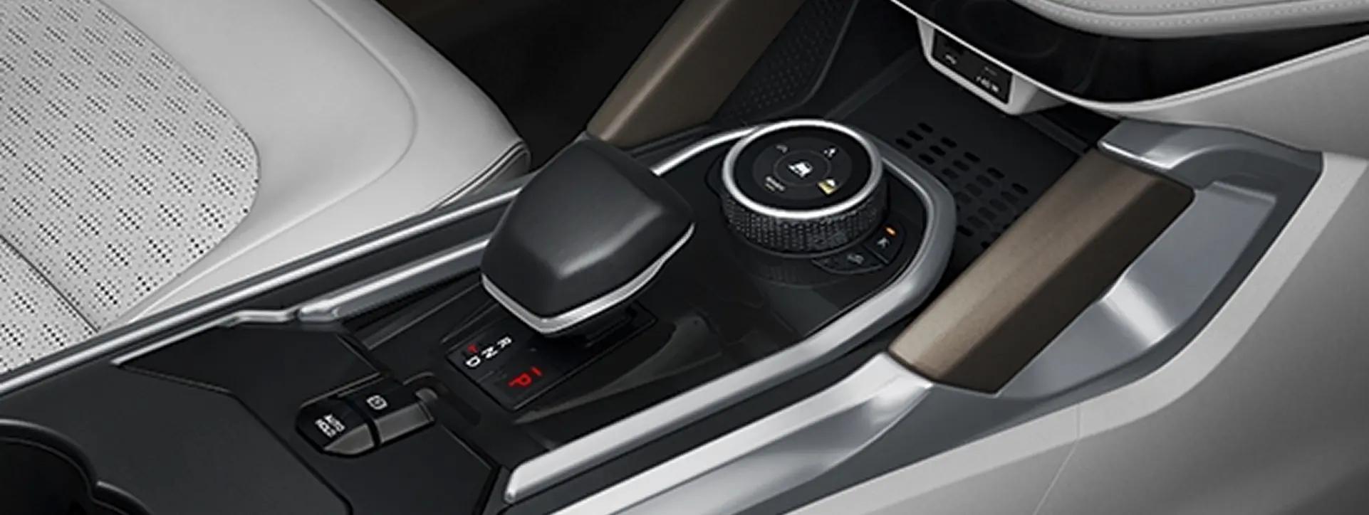 Tata Safari Smart E-shifter