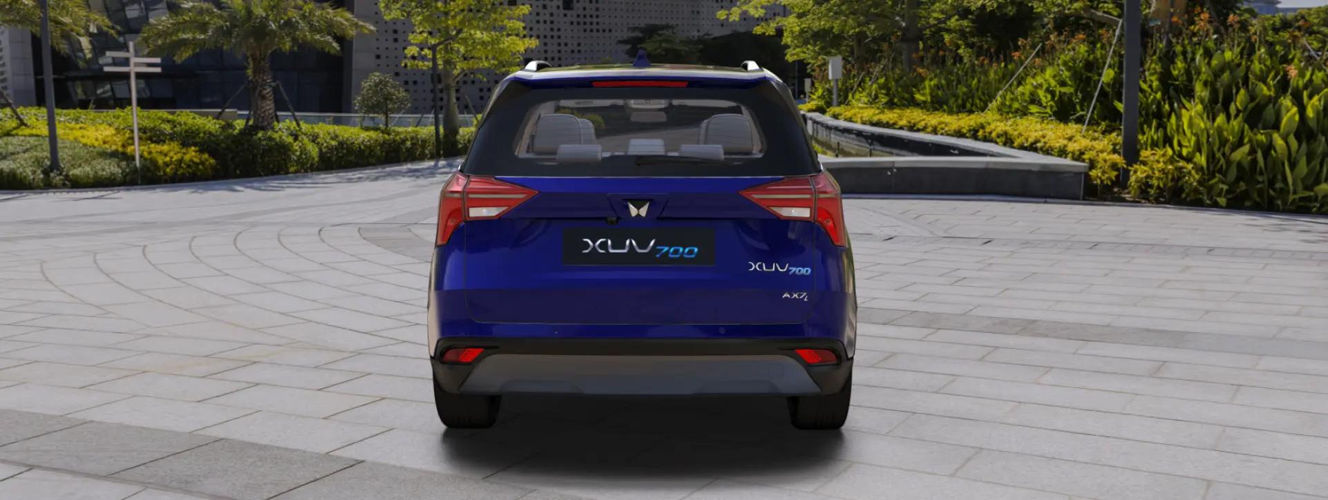 Mahindra XUV 700 Rear View Mahindra XUV 700 Rear View