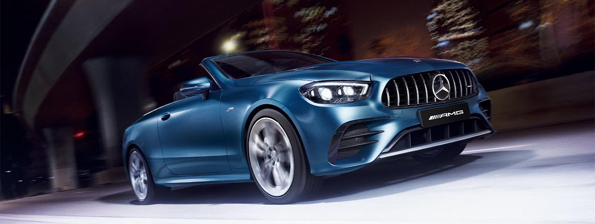 Mercedes-Benz E-Class Cabriolet Front Right View Mercedes-Benz E-Class Cabriolet Front Right View