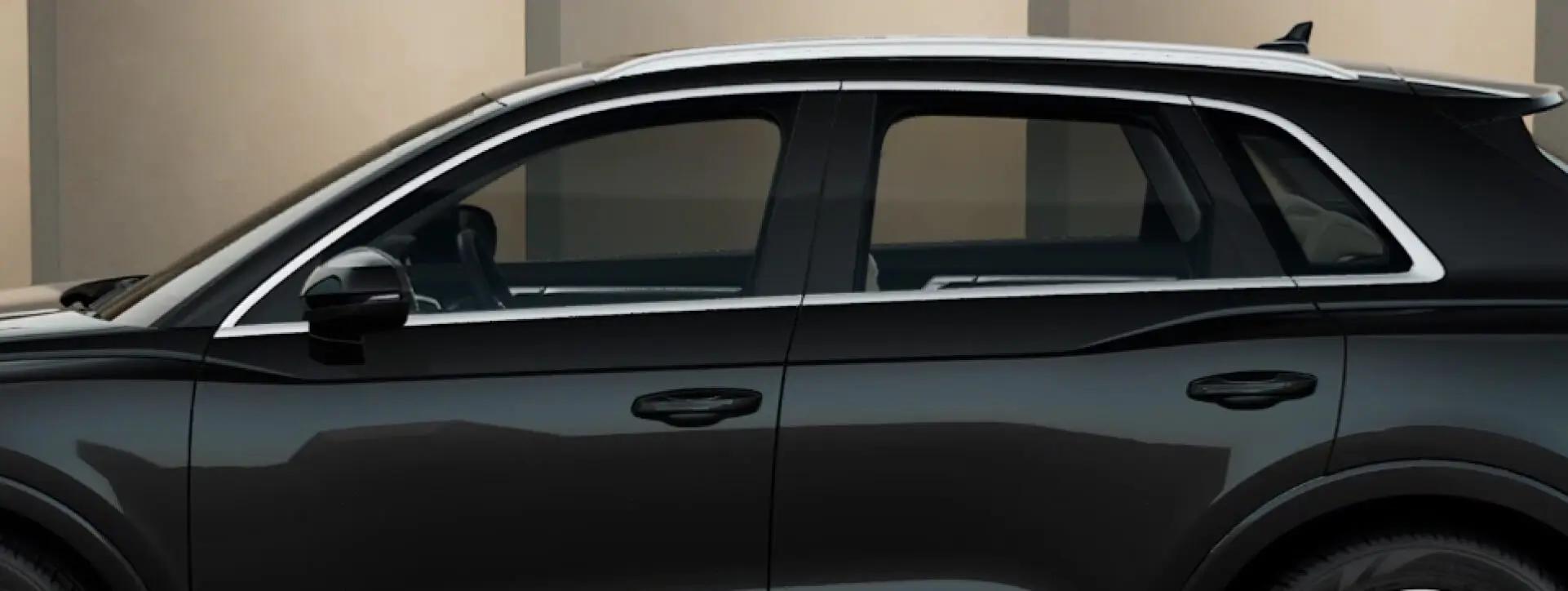 Audi Q3 Side Glass Housing Audi Q3 Side Glass Housing