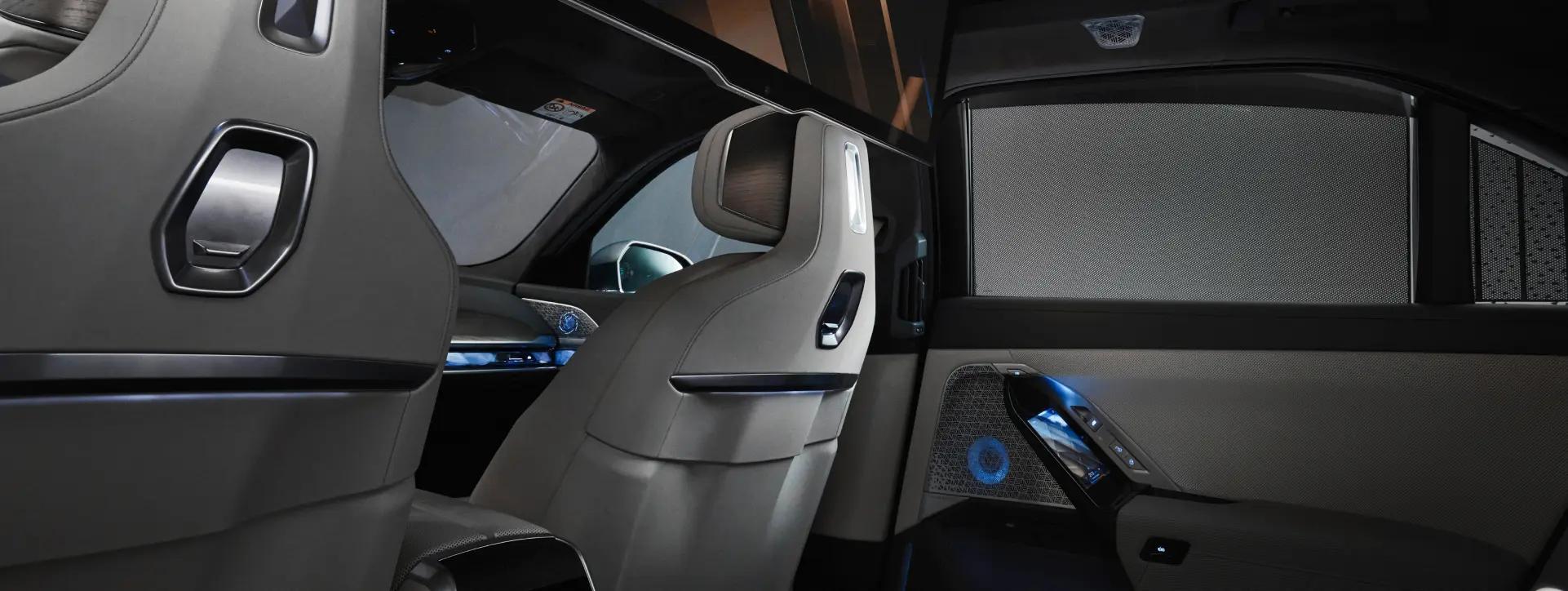 BMW 7 Series Front Sporty Seats BMW 7 Series Front Sporty Seats