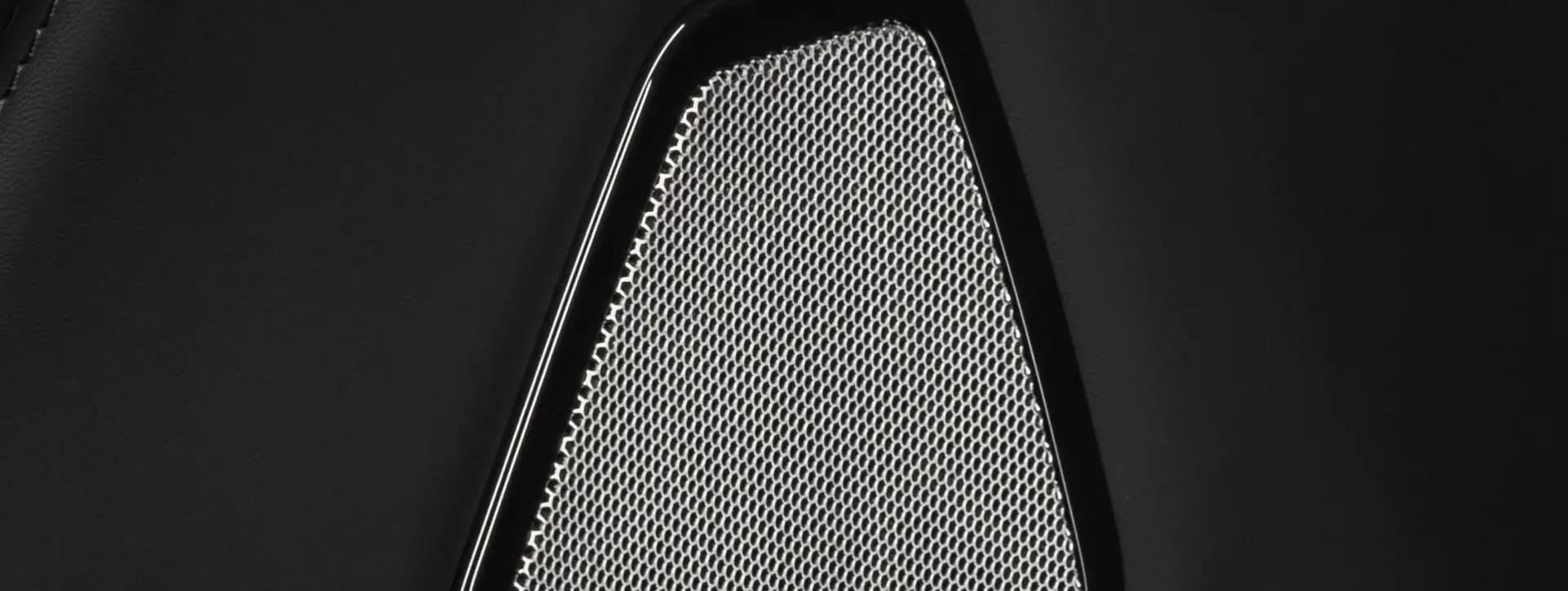 Maserati Ghibli Wheel Speaker Maserati Ghibli Wheel Speaker