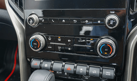 Mahindra Scorpio N - SOS Push Button for Emergency Assistance