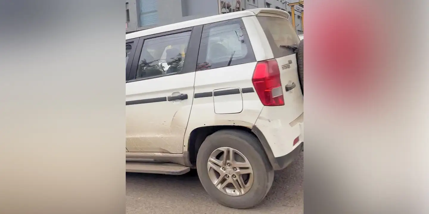 Bolero Neo Facelift Spied Testing Allow side view
