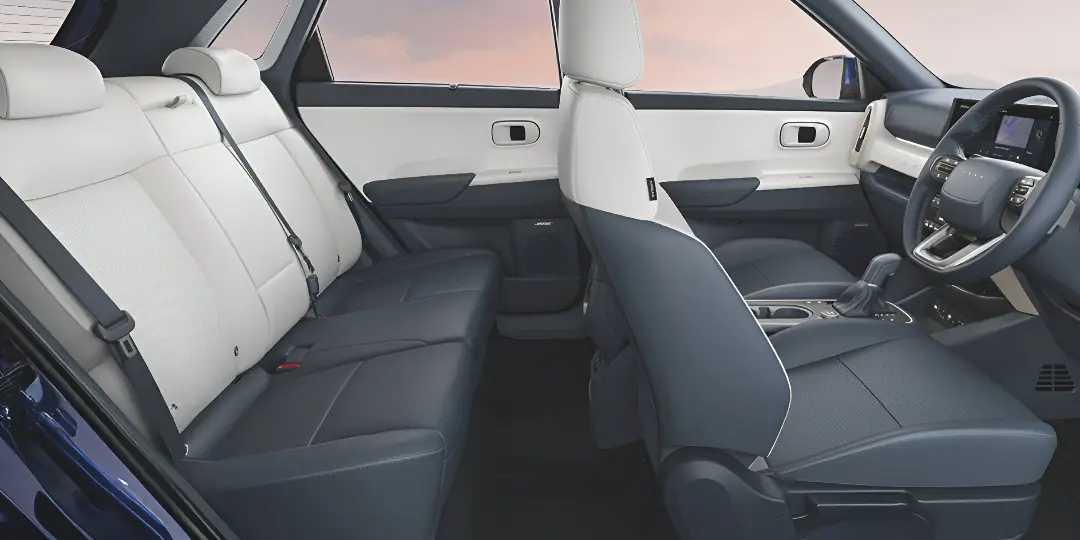 2025 Hyundai Venue interior 3