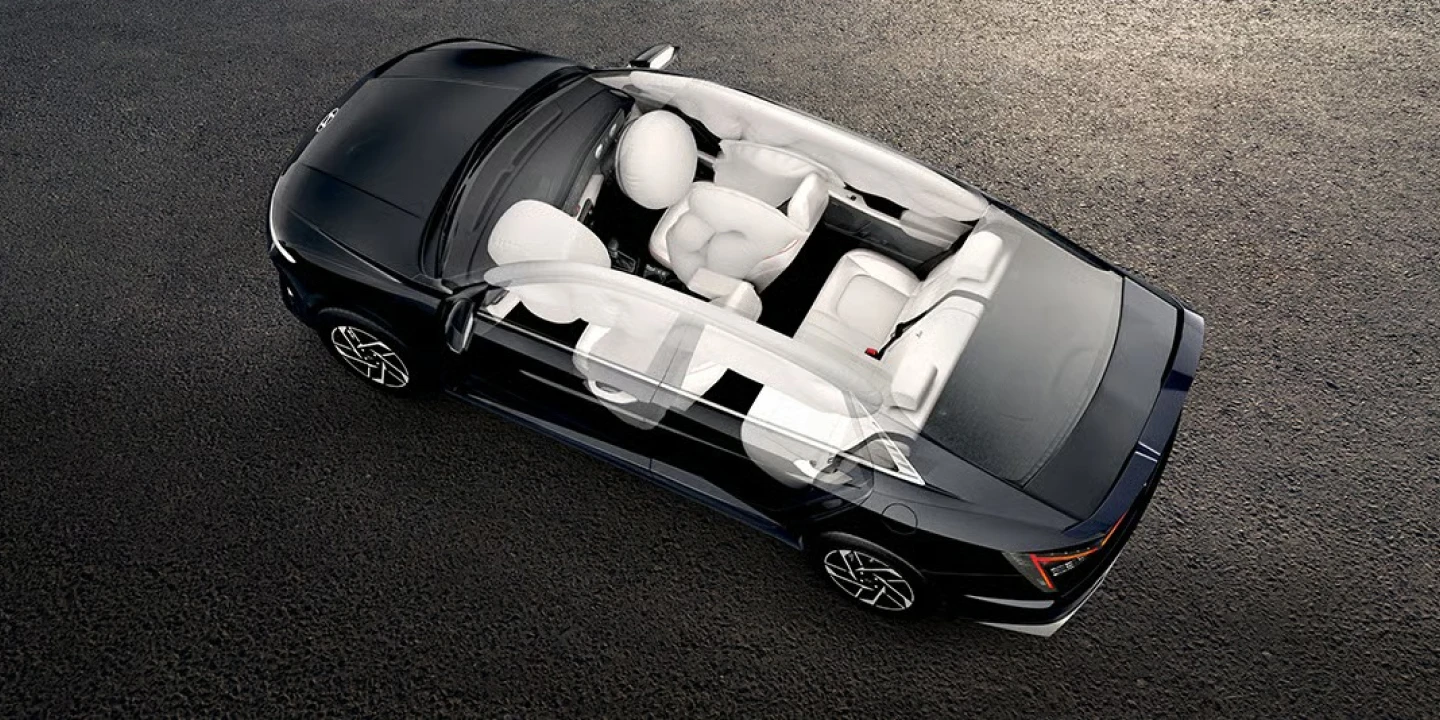 2026 Hyundai Verna Facelift Launched at Rs 10.98 Lakh_ New Features, Variants & Specs-7