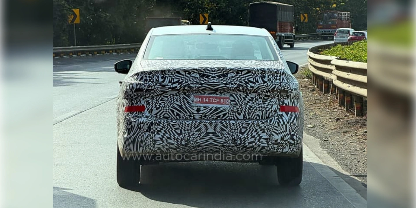 2026 VW Virtus Facelift Spied: Launch Date, New Features, and 8-Speed Gearbox 4 2026 VW Virtus Facelift Spied_ Launch Date, New Features, and 8-Speed Gearbox-1