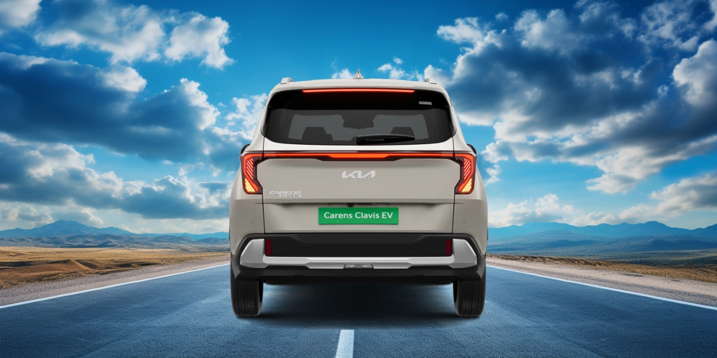 2025 Kia Carens Clavis EV HTK Plus Variant Revealed Key Features, Specs & More