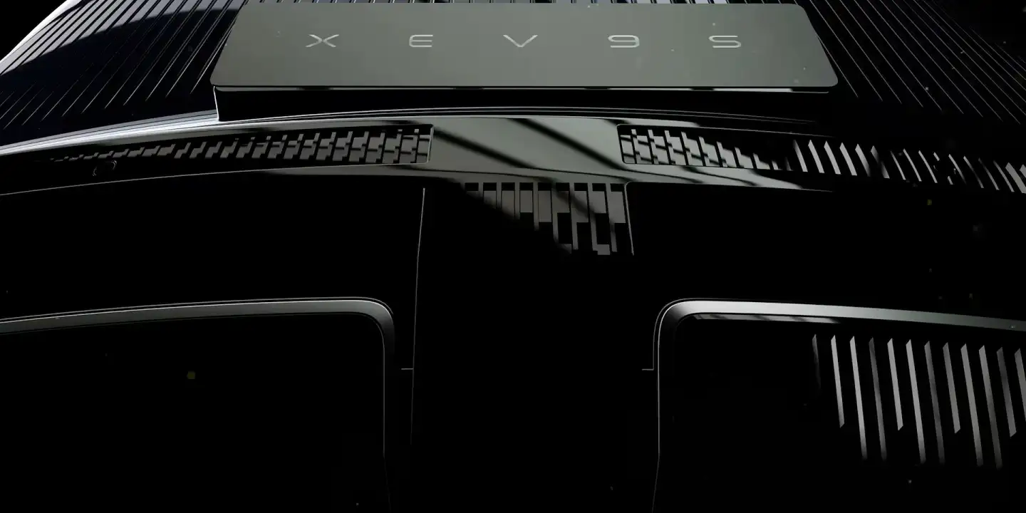 Mahindra XEV 9S Badge