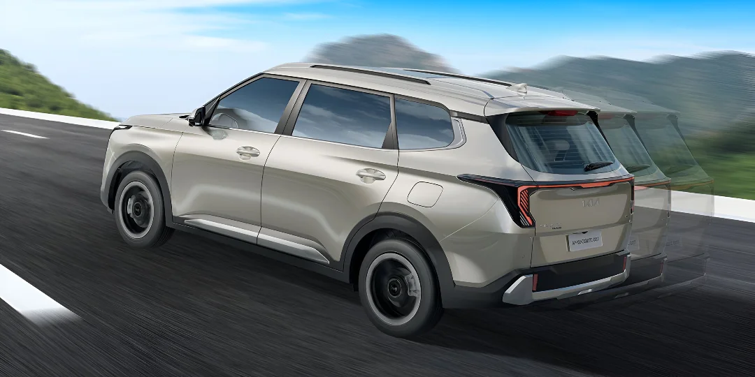Kia Carens Clavis Base HTE – Smart Urban MPV Explored in 10 Images