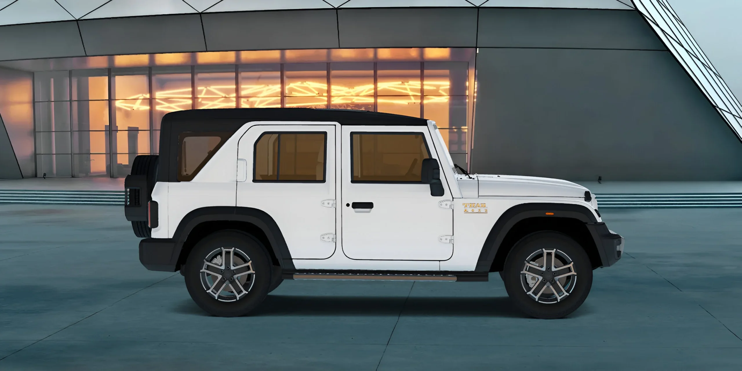 Mahindra Thar Roxx MX5 Variant – Deep Dive in 10 Images