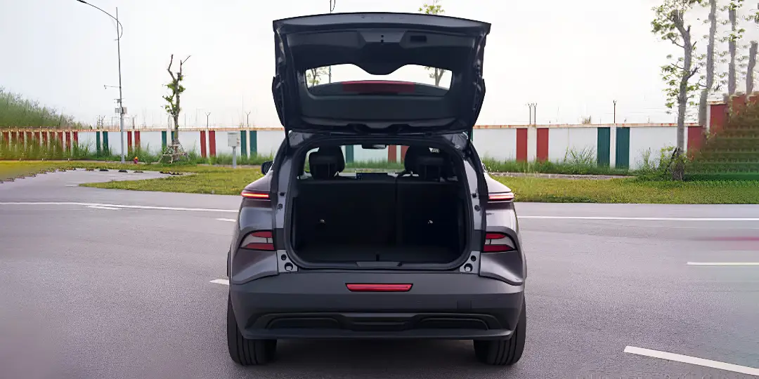 Boot Space That’s Practical for Daily Life