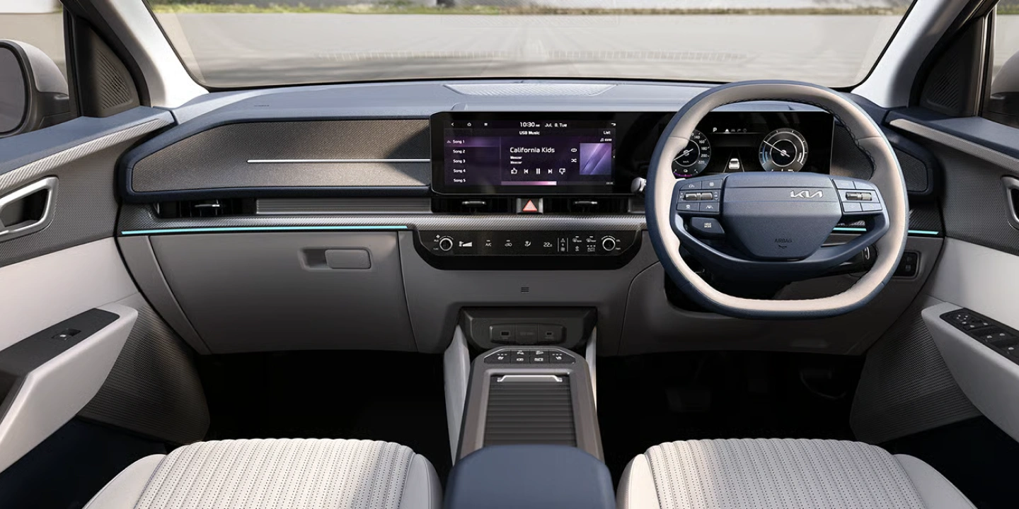 How does it drive and what are Kia Carens Clavis EV pros and cons
