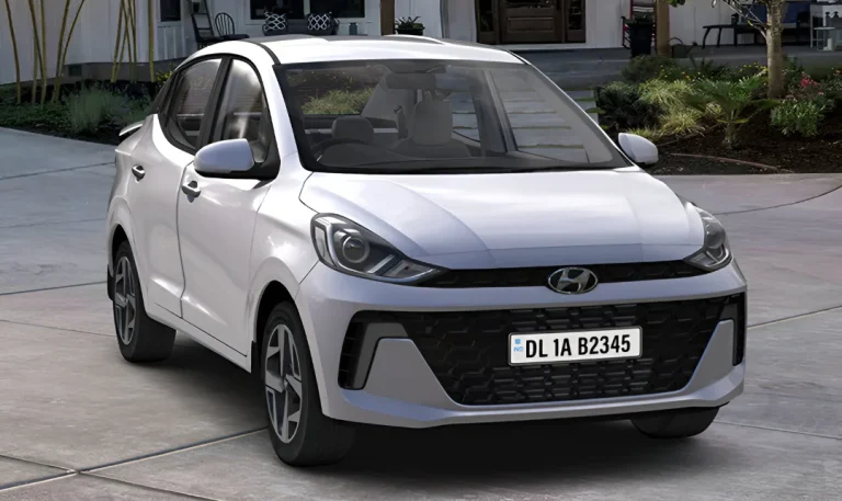 Hyundai Aura SX Variant Receives Feature Enhancements; Prices Begin at ₹8.24 Lakh