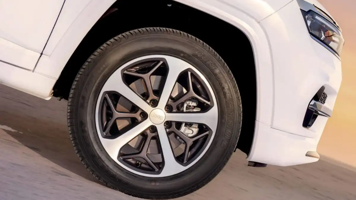 Jeep Meridian Track Edition Wheel