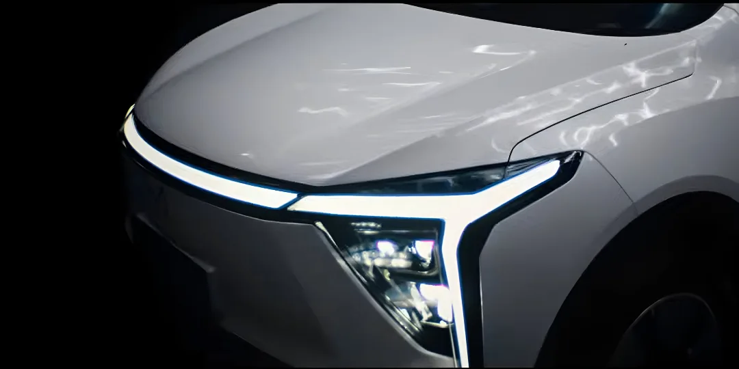 Mahindra XEV 9S headlamp light