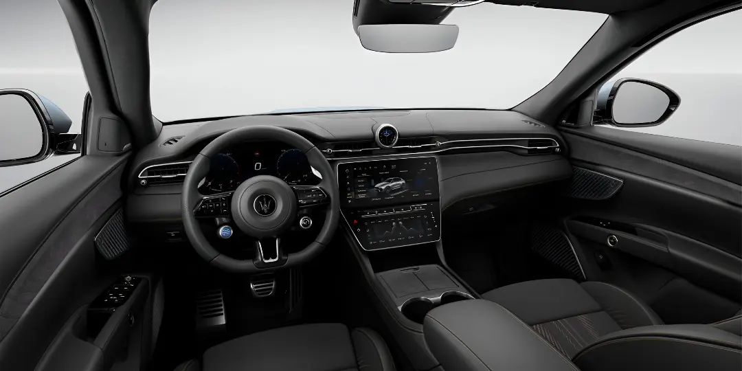 Maserati Grecale interior