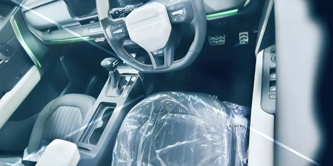 New Kia Seltos GT Line Variant Spied With Updated Interior Ahead of Debut----front seat view