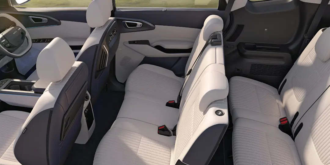 Price And Variants Of Kia Carens Clavis 6-Seater_