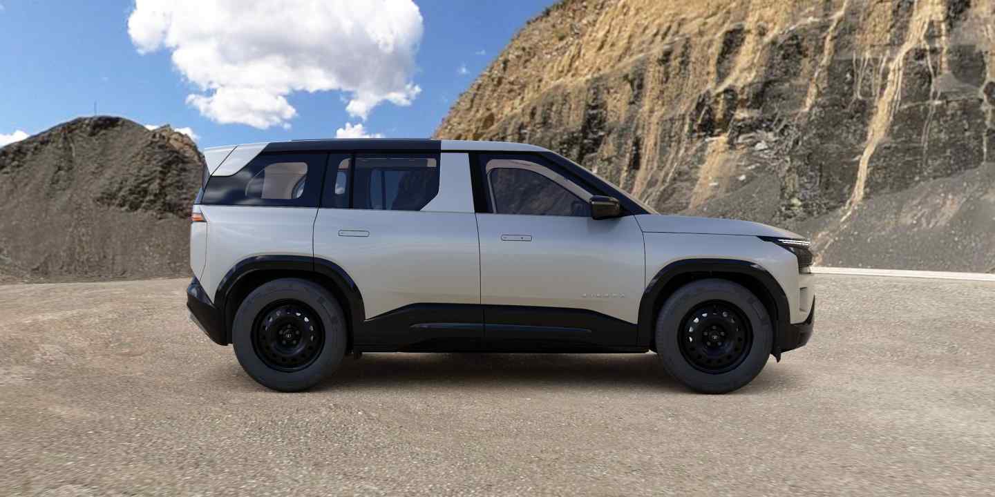 Tata Sierra Base Variant Side View