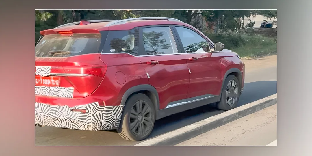 Side view MG Hector
