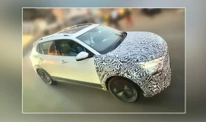 Skoda Kushaq Facelift Revealed in Spy Shots Featuring Panoramic Sunroof
