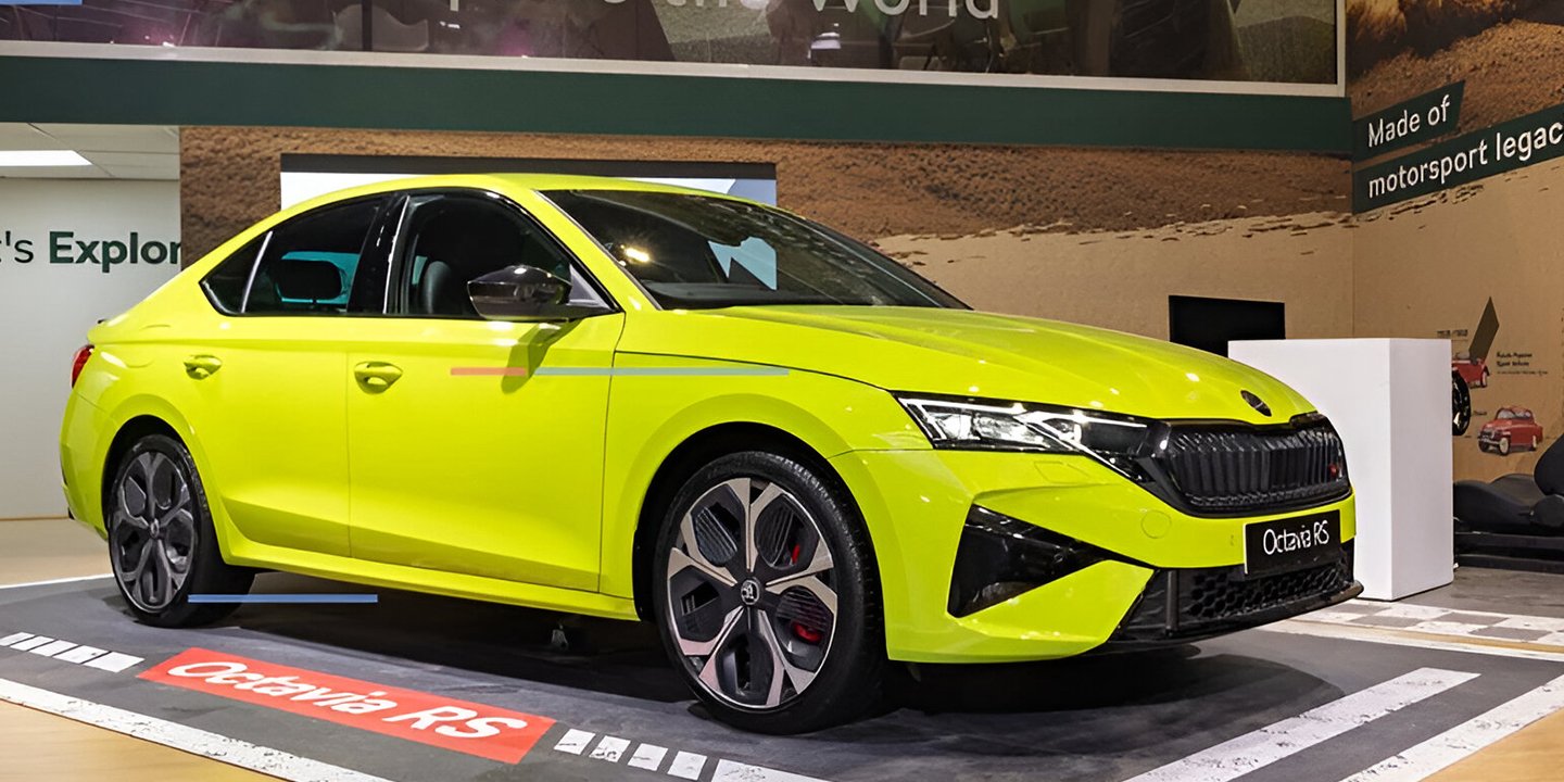 Skoda showcases New Superb, Octavia RS In India At The Bharat Mobility Global Expo 2025