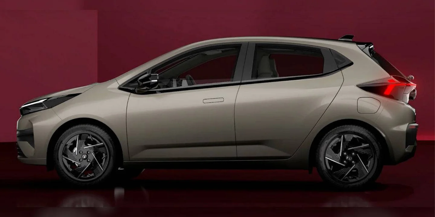 2025 Tata Altroz facelift unveiled, gets new features, added features!