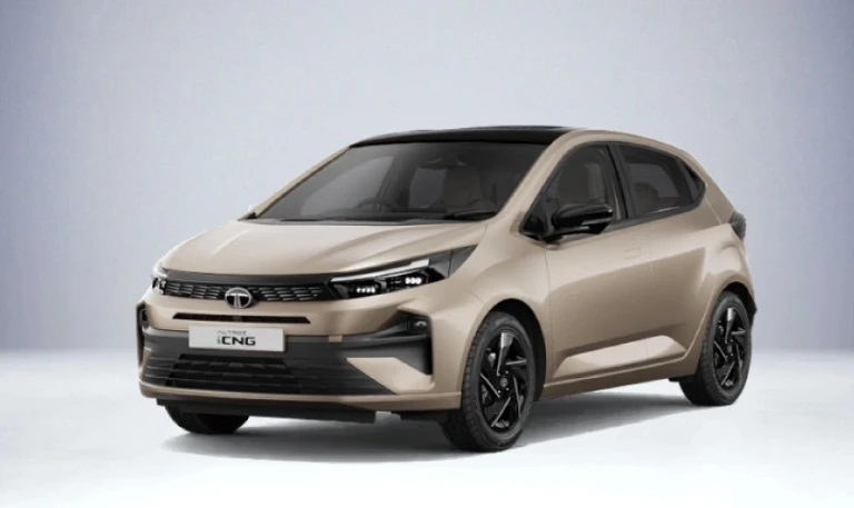 Tata Altroz iCNG AMT Launched at ₹8.70 Lakh: Variant-Wise Prices, Mileage, and Key Features