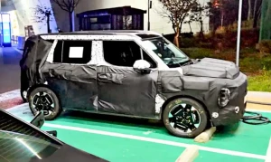 Kia Syros EV Spied Charging – Electric SUV Gears Up for 2026 Debut