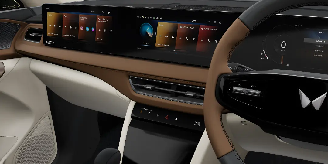 Mahindra XUV 7XO : 3 Reasons To Buy, 2 Reasons Not To 6 Mahindra XUV 7XO Touch Heavy Controls Affect Ease Of Use