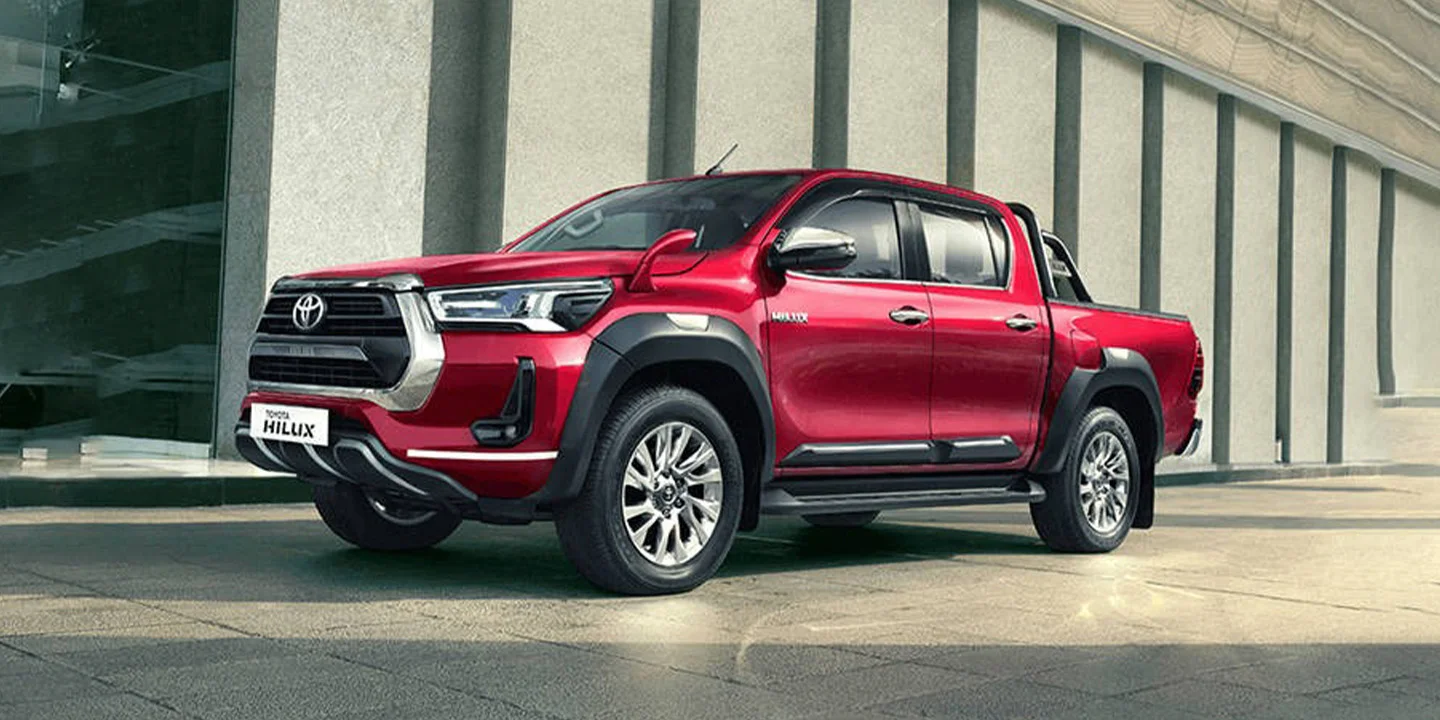 6 Cars Driving Indian Army in 2025