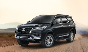 Planning to Buy Toyota Fortuner This Diwali? Check Its Price, Powertrain, Features And Safety Features!
